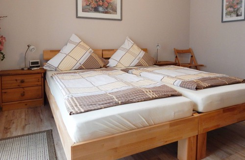 Kelheimwinzer Apartment | Gemütliche Ferienwohnung im 1. Stock mit Balkon