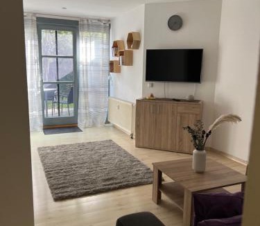 Edling Apartment | Gemütliche Ferienwohnung mit Charme
