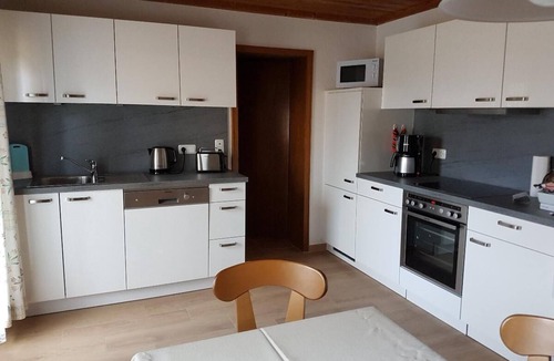 Zwiesel Apartment | Gemütliche FeWo (100qm) für bis zu 6 Personen mit Terrasse