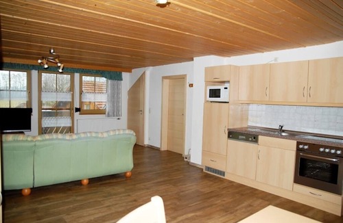 Thening Apartment | Gemütliche FeWo (55 m2) mit herrlicher Aussicht und Brötchenservice