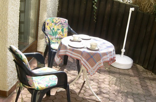 Frickenfelden Apartment | Gemütliche FeWo (60qm) mit 1 Schlafzimmer in ruhiger Lage