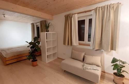 Kraftisried Apartment | Gemütliche Neue Wohnung in Altem Bauernhof im Ostallgäu