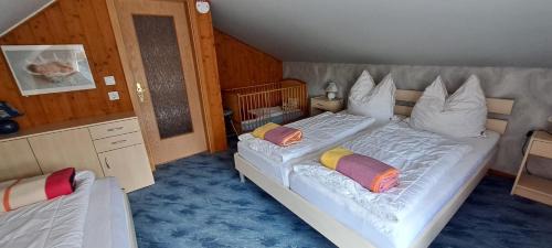 Krumhermsdorf Apartment | Gemütliche und großzügige Ferienwohnung in der Sächsischen Schweiz mit Garten