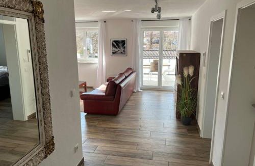 Bruckmuehl Apartment | Gemütliche Wohnung mit großer Terrasse