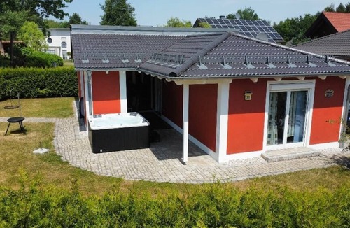 Wackersdorf Apartment | Gemütlicher Bungalow 75 m2 für bis zu 6 Personen