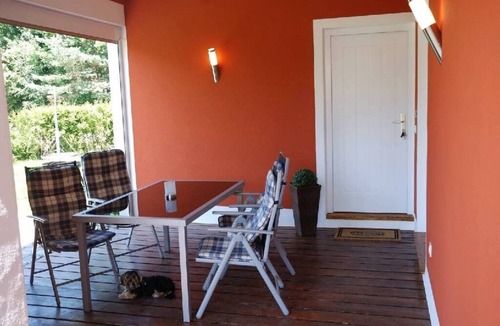 Wackersdorf Apartment | Gemütlicher Bungalow 75 m2 für bis zu 6 Personen