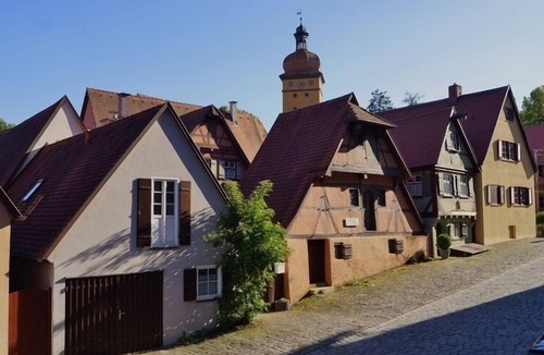Altstadt Apartment | Gemütliches 70qm Ferienhaus, 2-stöckig, mit Vitalsauna + Lichttherapie