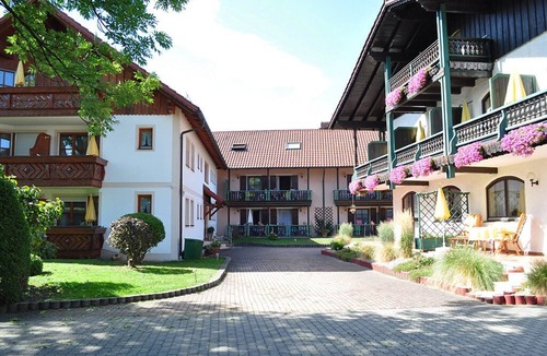 Bad Birnbach Apartment | Gemütliches App. 58qm im Dachgeschoss mit Balkon