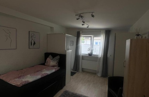 Dortmund Apartment | Gemütliches, barrierefreies Apartment in Dortmund-Brackel, Ruhige Lage, nur 5 Minuten zum Flughafen Dortmund