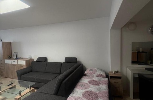 Dortmund Apartment | Gemütliches, barrierefreies Apartment in Dortmund-Brackel, Ruhige Lage, nur 5 Minuten zum Flughafen Dortmund
