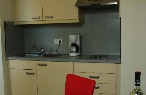 Safferstetten Apartment | Gemütliches Feriendomizil (45qm) mit Balkon und Glasfront