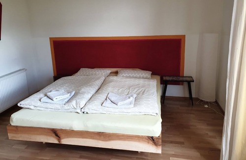 Maierhofen Apartment | Generous oasis in the countryside