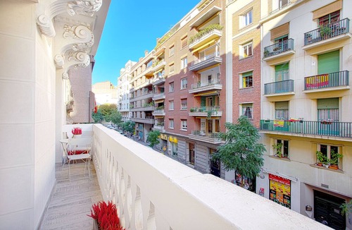 Almagro Apartment | Genteel Home Chamberí