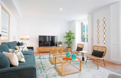 Cortes Apartment | Genteel Home Madrazo IV Terrace