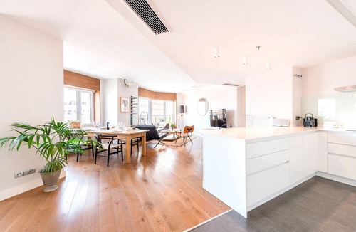 Moncloa - Arguelles Apartment | Genteel Home Plaza España