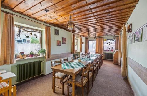 Rittsteig House | Geräumiges Ferienhaus Mit Garten In Rittsteig