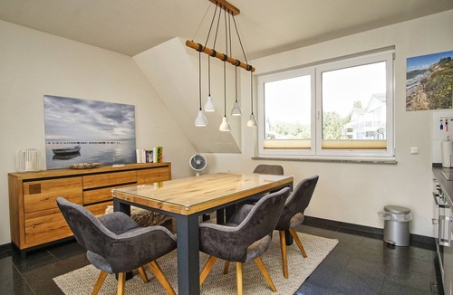 Thiessow Apartment | Geräumige Ferienwohnung Absoluter Strandnähe - Haus Sanddorn Fewo 07