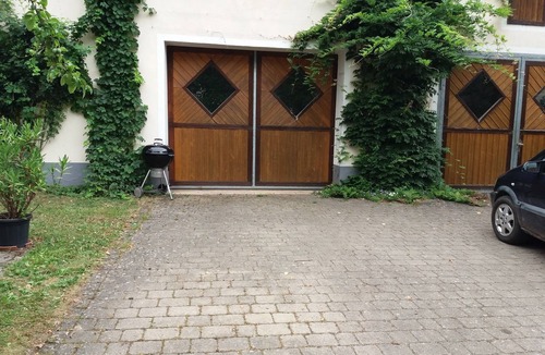 Merkendorf Apartment | Geschmackvoll Eingerichtete Ferienwohnung im Erdgeschoss