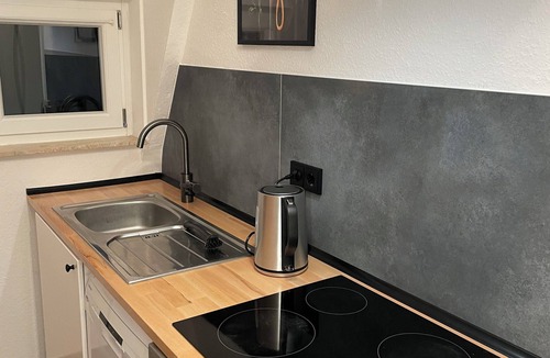 Grombuhl Apartment | Giebelglück- 3 room DG apartment 2 bedrooms, play corner, mini-balcony, Wlan