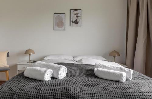 Schwabing-Freimann Apartment | Global Living - Design Apartments I Terrace I Kitchen I Smart-TV I Parking space I München