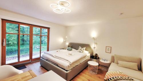 Neuhaus Apartment | GM-Stays - Studio am Dürnbach - Modern, ruhig & zentral am Schliersee mit Parkplatz - BRIGHT Collection