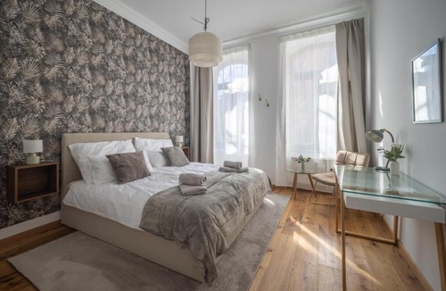 Strehlen Apartment | Goethe Palais am Großen Garten, Arbeitsplatz, ruhig, max 6P, Smart-TV, eigener Parkplatz