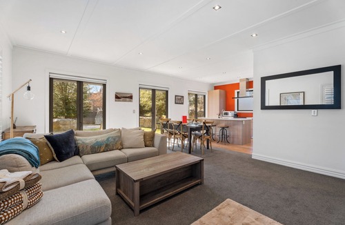 Cardrona House | Gold Rush Chalet - Cardrona Holiday Home