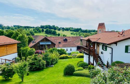 Haarbach Apartment | Golfchalet Heidi Uttlau-Bad Griesbach