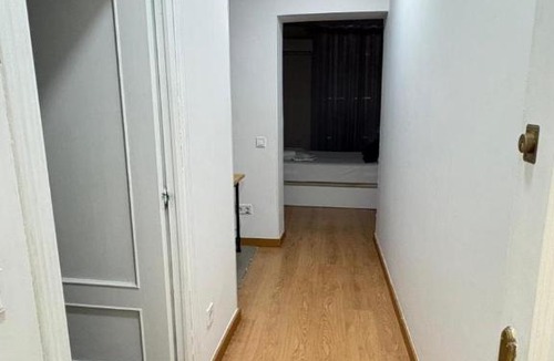 Embajadores House | Good Stay Rooms