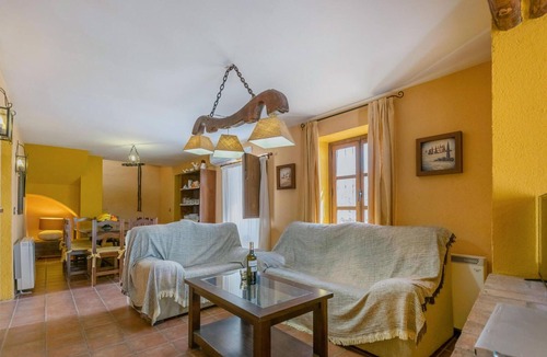 La Cardenchosa House | Gorgeous home in La Cardenchosa