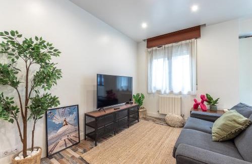 Barakaldo Apartment | Gran Bilbao VI by Aston Rentals