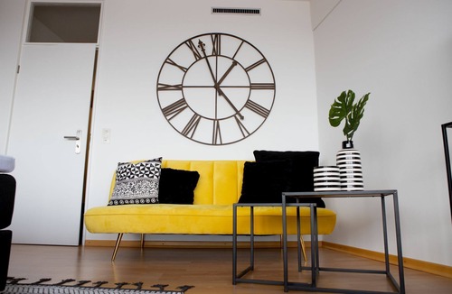 Rosenau- und Thelottviertel Apartment | ☆Great apartment☆Wide view☆29th floor☆Netflix☆Center