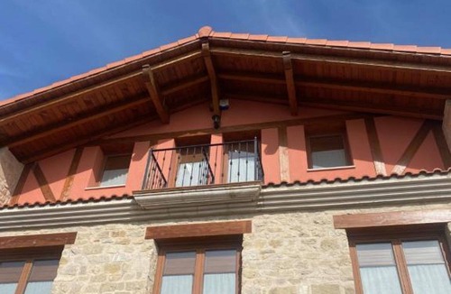 Lecinana del Camino/Lezinana Apartment | Great house to get to know the Basque Country! Ideal for families and groups.