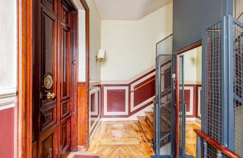 Palacio Apartment | Greece luminous & quiet bedroom at the aristocratic Casa de Madrid in Operan