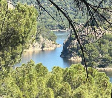 San Martin de Valdeiglesias Apartment | Green Harmony of Nature Apartment