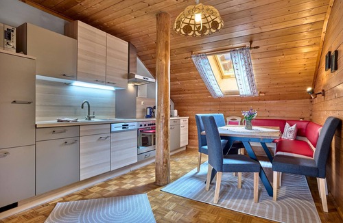 Stadlern Apartment | Große Ferienwohnung (110qm) mit 3 Schlafzimmern und 2 Balkonen