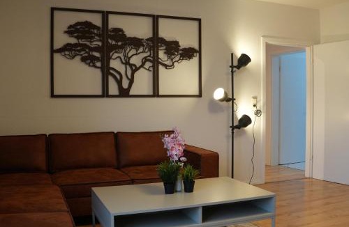 Ostorf Apartment | Große Wohnung mit XXl-Balkon in Schwerin Mitte