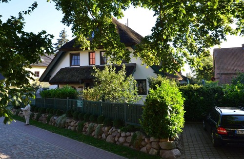 Gross Zicker House | Großes Reethaus "Sanddorn"