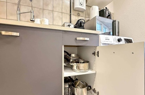 Heusteigviertel Apartment | Großes Urban Loft für Gruppen in Stuttgart