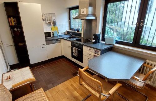 Zell am Main Apartment | Großzügige Wohnung mit Terrasse Würzburg, Zell