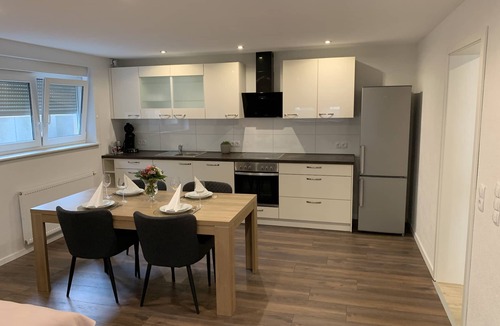 Lahr Apartment | Großzügiges Apartment für Familien und Alleinreisende - Europa Park Rust