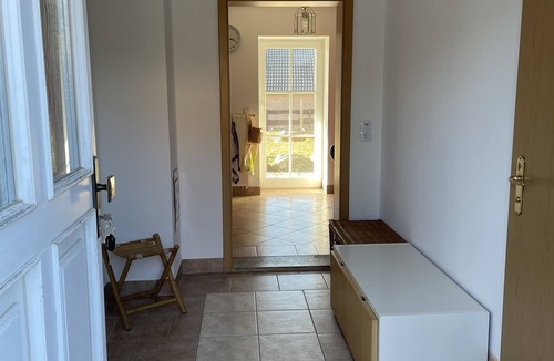 Bahretal Apartment | Ground floor apartment just outside Dresden with terrace and garden