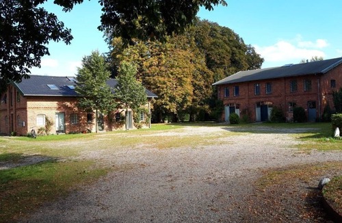 Curau Apartment | Ground floor flat in Curau with terrace, garden and barbecue