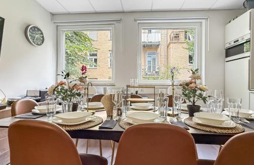 Dreimuhlen Apartment | Gruppen Oase München Kino, Billardtisch & 17 Betten