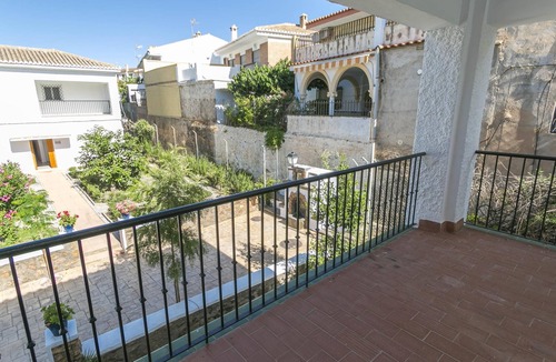 Orgiva Villa | GUADAIRA, 4 Bedroom House in Complejo Rural Orgiva