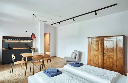 Bad Toelz House | Guest House 'Alte Seifensiederei - Thay' with Shared Terrace, Shared Garden and Wi-Fi