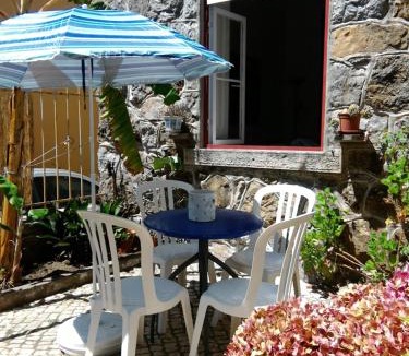 Santa Maria e Sao Miguel House | Guest House VC17