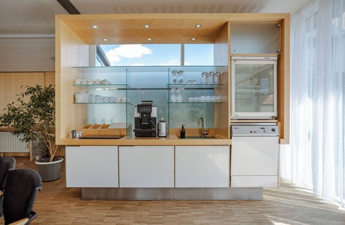 Thierhaupten House | Guest house with pavilion