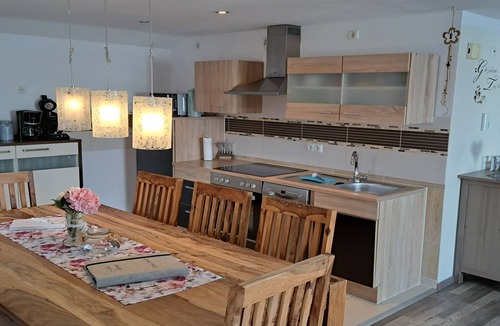 Arrach Apartment | Guesthouse Steinbeisser Apartment II (120 sqm 3-8 pers.)