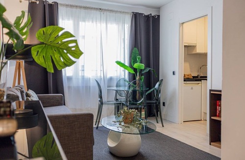 Recoletos Apartment | GuestReady- Modern Aparthotel in Barrio Salamanca